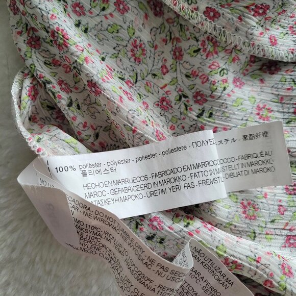 Zara Dainty Floral Print Smocked Blouse in Cream Sz S - Picture 8 of 9